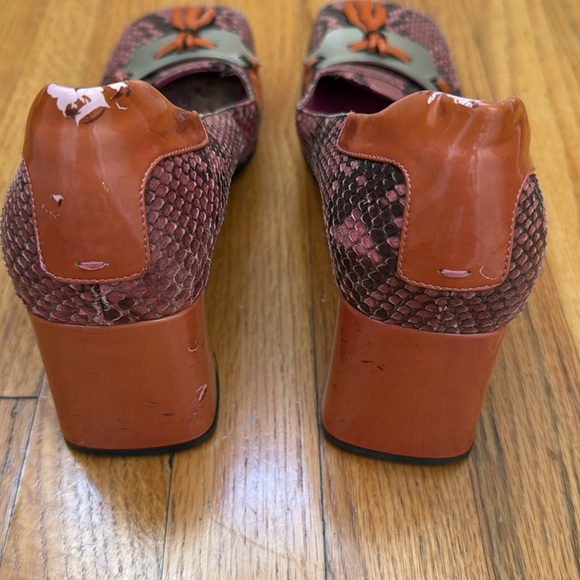 Prada Vintage Pink Python / Orange Patent Leather Square Toe Pumps / Size 37 - Picture 7 of 10